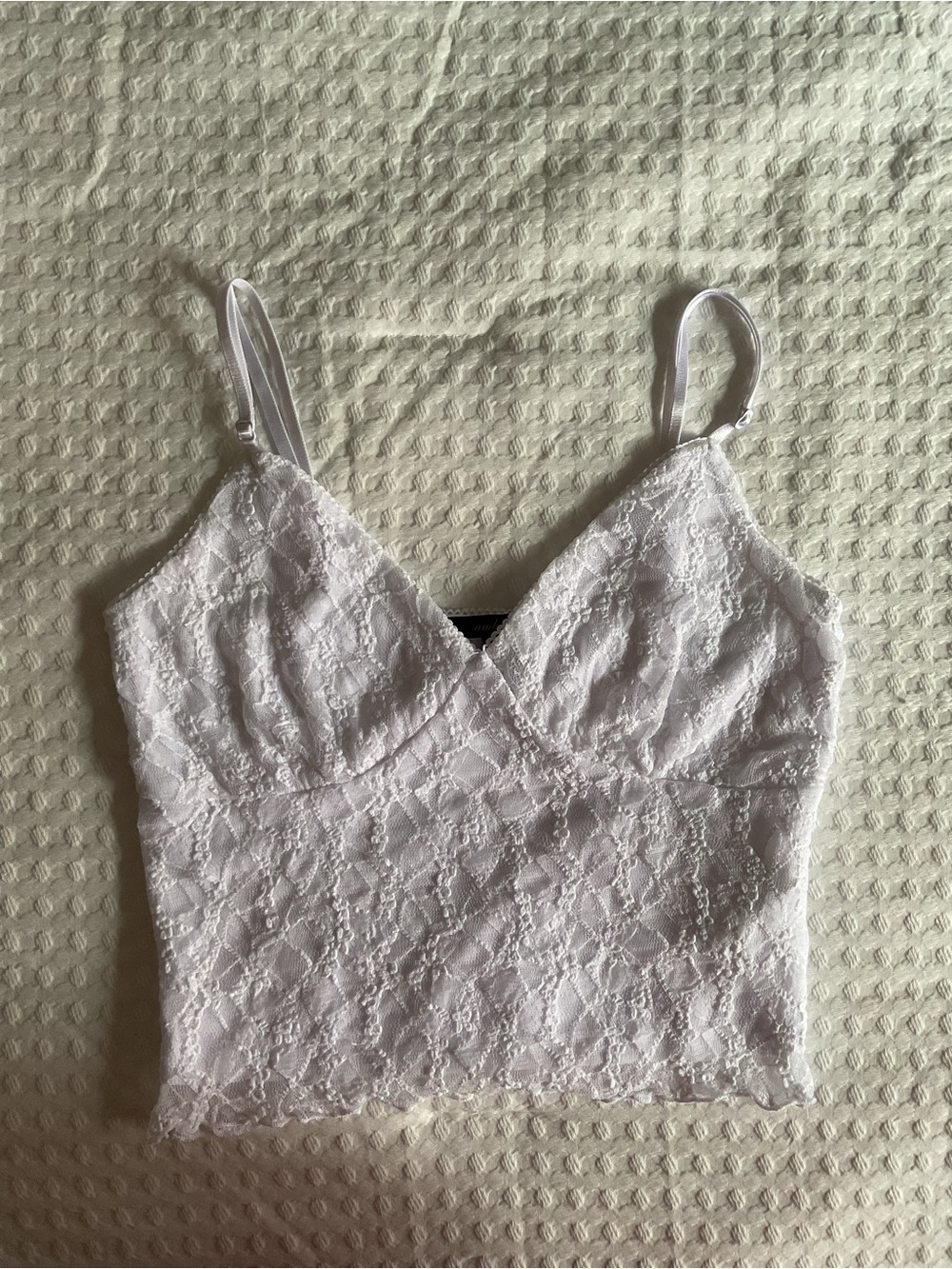 Ambiance White Lace V-Neck Cropped Cami